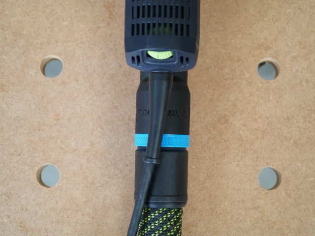 Connect your Festool hose to your oval RAS dust port