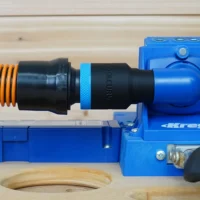 Kreg K5 Dust port pocket hole jig for a standard shop vac with a 1 1/4" hose