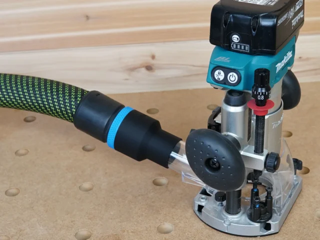 Use your Festool 36mm hose with your Makita plunge router