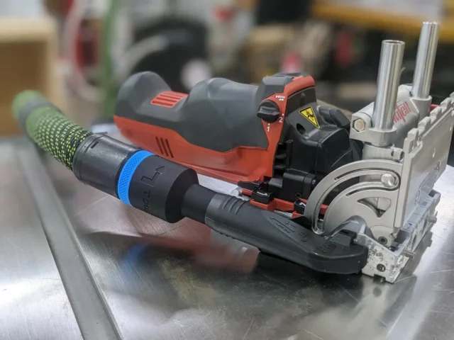 connect your Festool 27mm hose to your Mafell DDF joiner