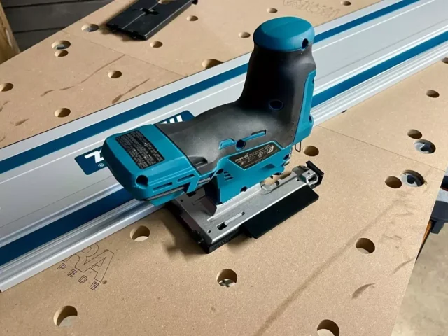 Connect your makita 12v Jigsaw to your festool and makita track saw guide rail