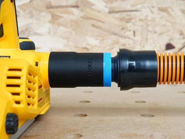 Dewalt Planer 114 Hose adapter, to connect your Dewalt cordless hand planer to your shop vac hose