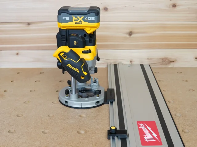 Dewalt 2.25HP XR cordless router adapter for the Milwaukee track saw guide rails.