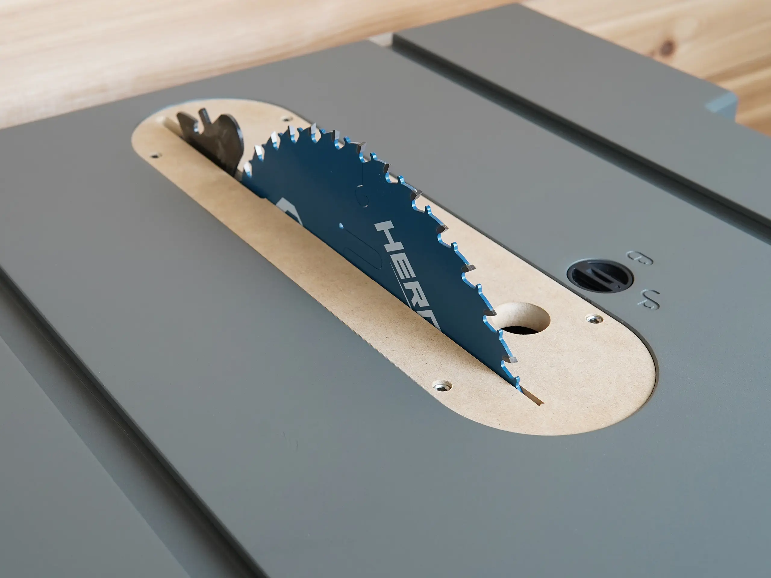 Zero Clearance Insert for HERCULES 10″ Table Saw - ToolCurve