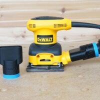 ToolCurve 1-1/4″ hose adapter for Dewalt 1/4 Sheet Palm Sander - D26441